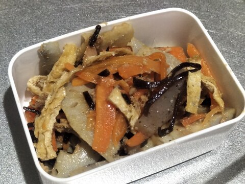 塩昆布で味付け簡単♪作り置きに人参れんこん五目炒め